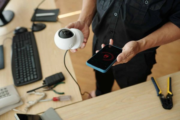 Comment mettre en place un réseau de surveillance vidéo intelligent en utilisant l'IA?